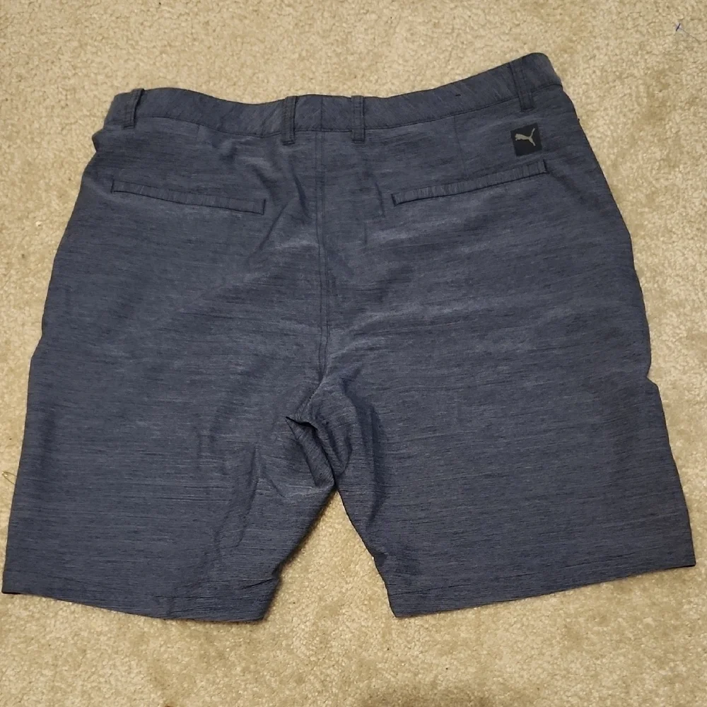 Puma Shorts Mens 34 Flat Front Blue Gray Heathered Atheltic